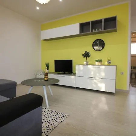 Melisa 8 By Interhome Ferienhaus